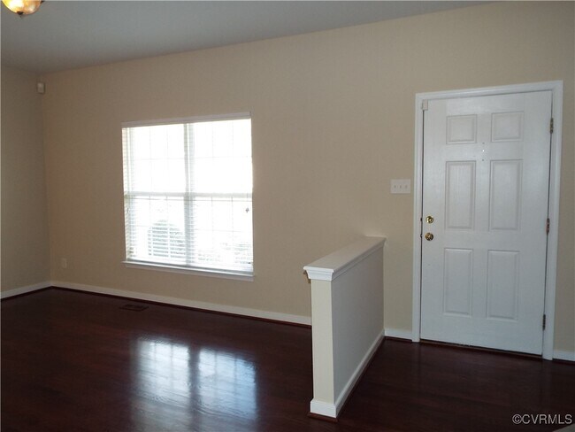 Foto del edificio - 11485 Abbots Cross Ln