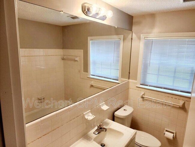 Foto del edificio - 9540 Stuart St