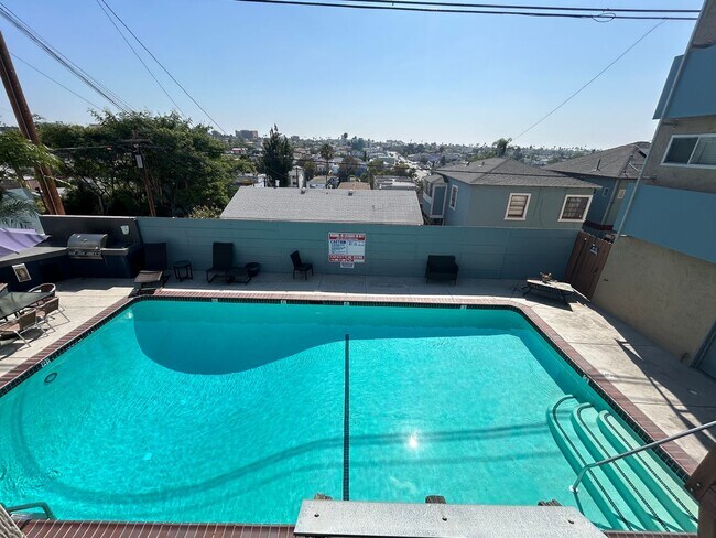 Foto del edificio - Spacious 2 bedroom