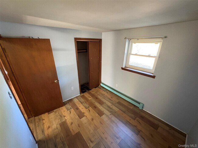 Foto del edificio - 192 Woodland Dr