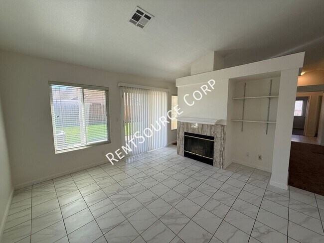 Foto del edificio - 2240 Westpark Dr