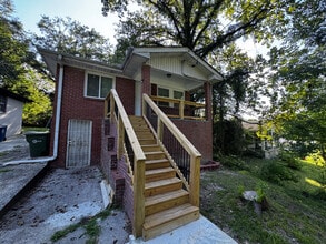 Building Photo - Room in House on Spellman St NW