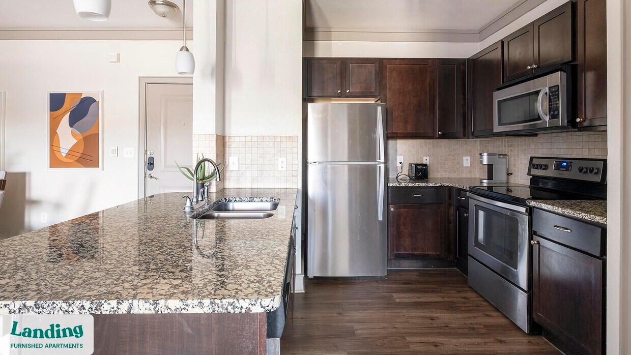 Foto principal - 18021 Kingsland Blvd