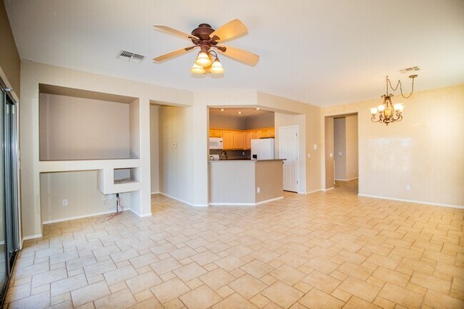 Building Photo - 39114 N PARKER LN, ANTHEM AZ