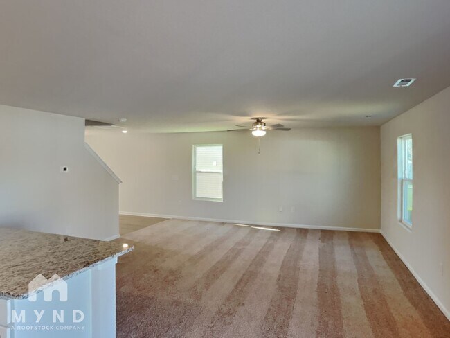 Building Photo - 5012 Golden Flyer Ln