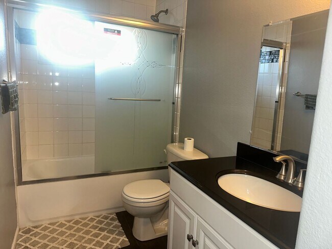 Foto del edificio - For Rent!! Single Family Home in Lone Tree