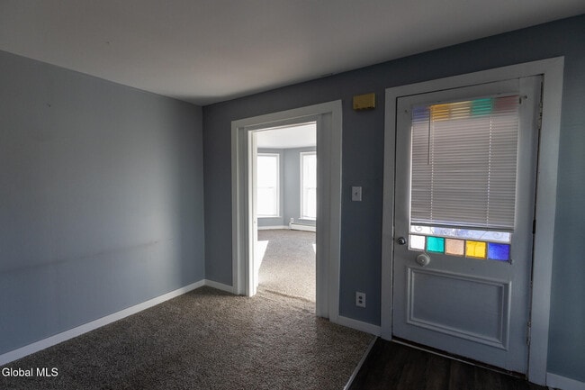 Foto del edificio - 104 Lawrence St