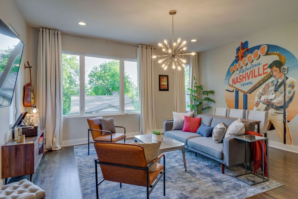 Foto principal - 2716 Delaware Ave