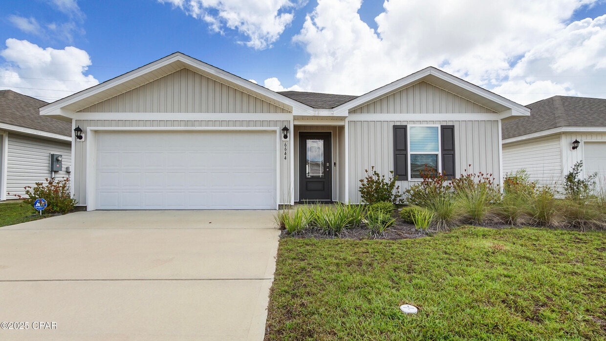 Foto principal - 6644 Slabinski Ln