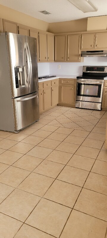 Foto del edificio - 1900 Lark Ave