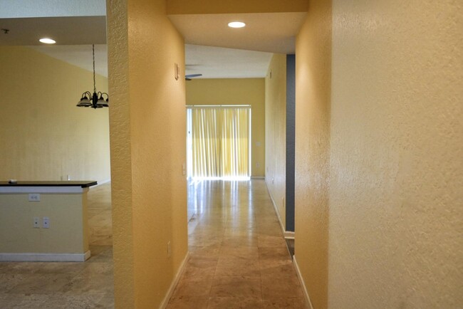 Building Photo - 1650 Presidential Way