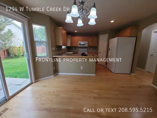 Foto del edificio - 1794 W Tumble Creek Dr