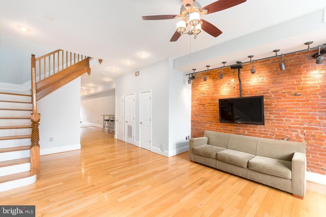 Foto del edificio - 3626 13th St NW