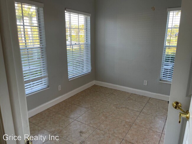 Foto del edificio - 1 br, 1 bath House - 185 Santa Clara Dr. #8