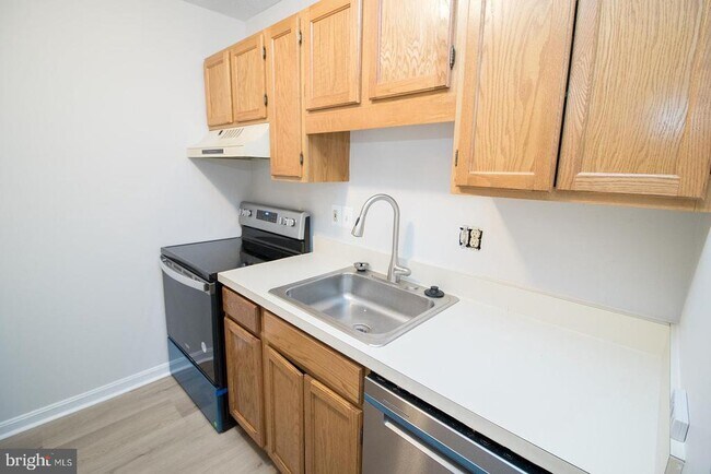 Building Photo - 44792 Locust Ridge Ct