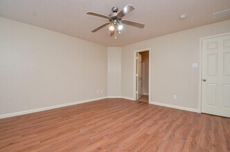 Building Photo - 19210 Mission Cove Ln