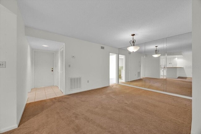 Building Photo - 4101 Village Ct