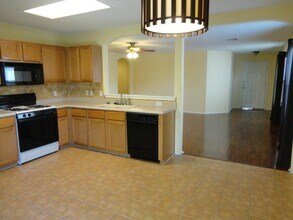 Building Photo - 17418 Dashwood Creek Dr