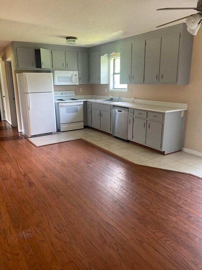 Foto del edificio - 4913 Hwy 36 E