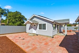 Building Photo - 28 Amesti Rd