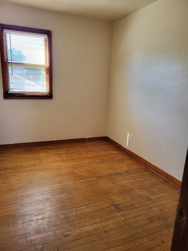 Building Photo - 1226 Berner