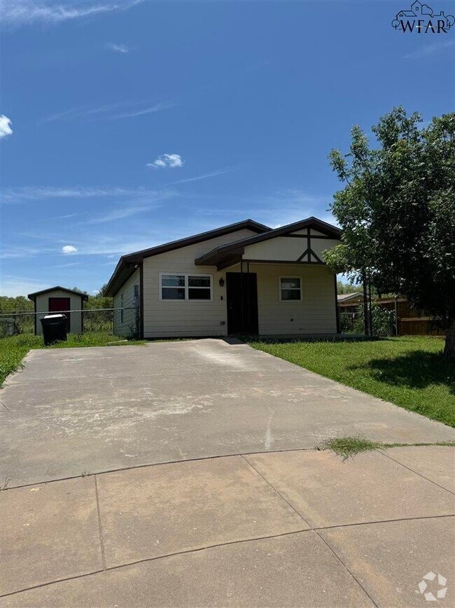 Building Photo - 30 Grant Gill Ln