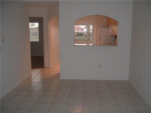 Building Photo - 3482 Briar Bay Blvd