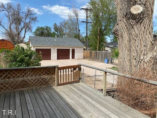 Building Photo - 3 br, 2 bath House - 525 Collins St