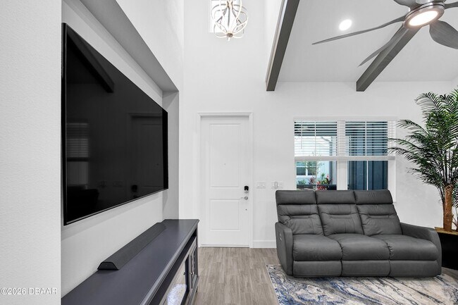 Foto del edificio - 243 Hang Loose Wy