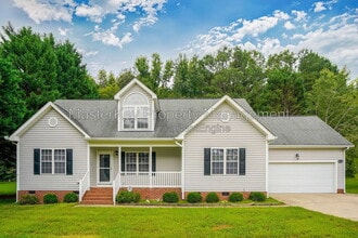 Building Photo - 1008 Knighthood Ln