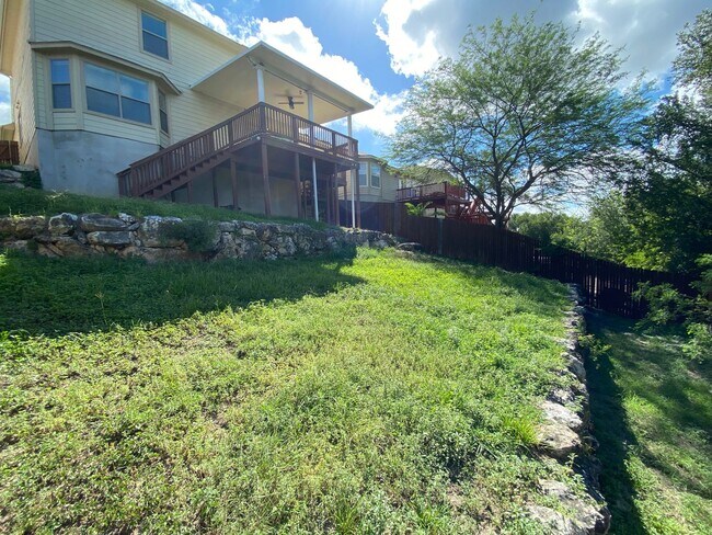 Foto del edificio - Move In Ready Home in Wolf Creek!