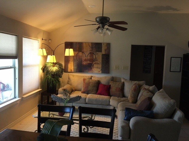 Foto del edificio - 2307 Cielo Encantado