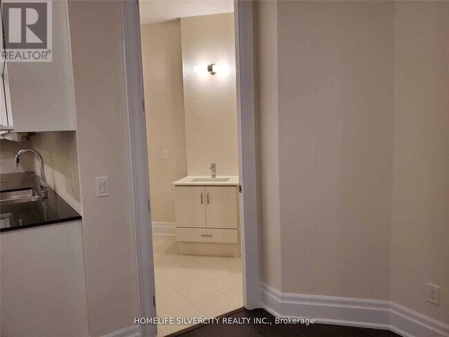 Photo du bâtiment - 9075-9075 Jane St
