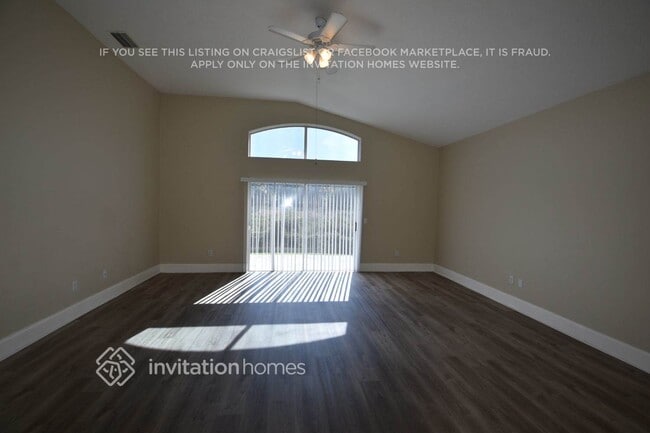 Building Photo - 17652 Nathans Dr