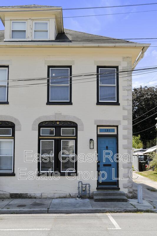 Primary Photo - 131 Fairground Ave
