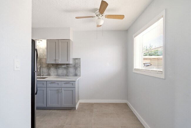 Foto del edificio - 5534 Eskridge St