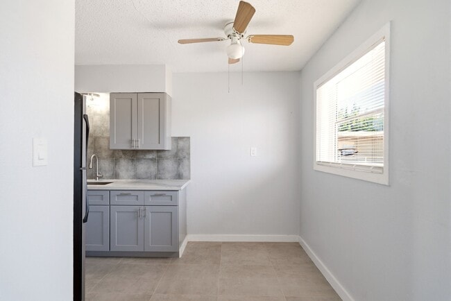 Building Photo - 5534 Eskridge St