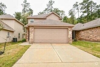 Building Photo - 13931 Westfield Dr