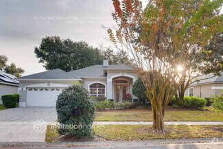 Building Photo - 4843 Lorraine Way