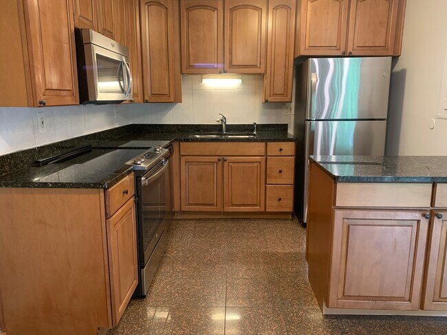 Building Photo - 4424 Arbor Cir