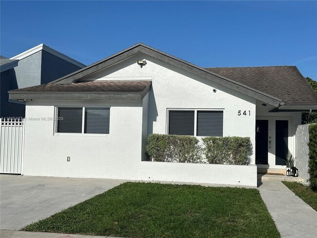 Foto del edificio - 541 SW 89th Ct