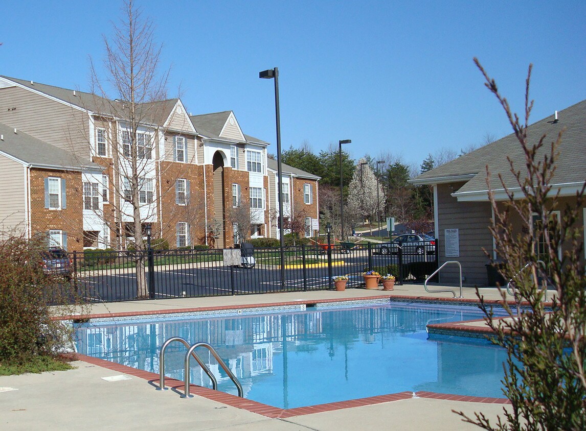 Malvern Lakes Apartments Apartments Fredericksburg, VA