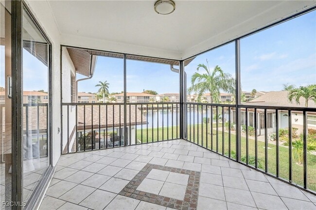 Building Photo - 4528 SE 5th Pl