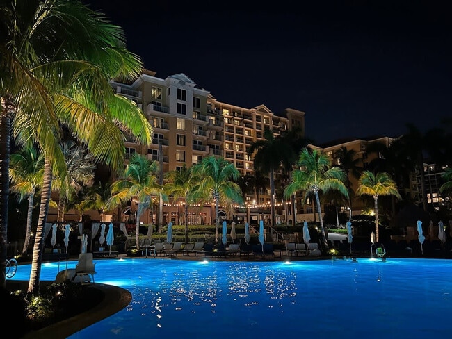 Foto del edificio - 455 Grand Bay Dr