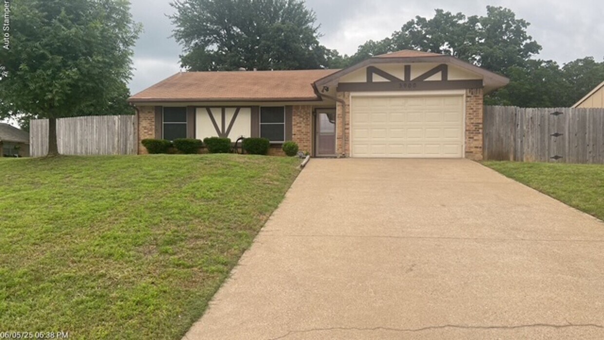 Foto principal - 3900 Glen Knoll Ct