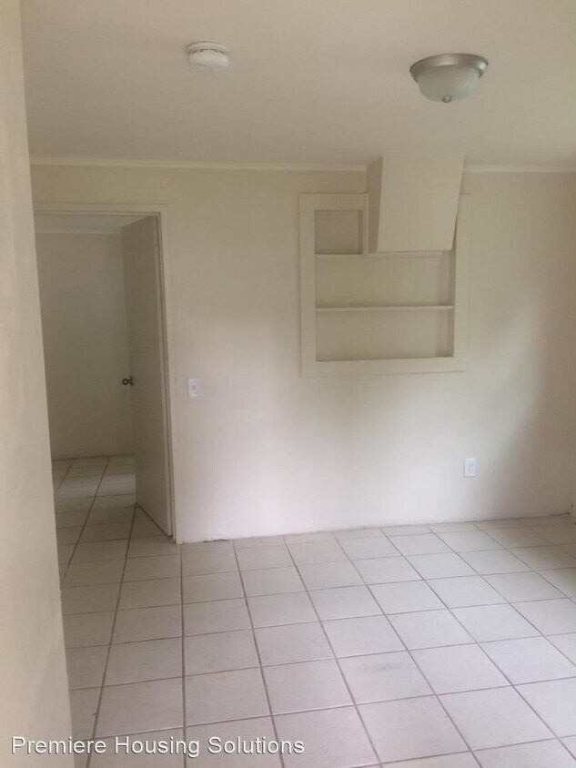 Building Photo - 2 br, 1 bath House - 4448 Clay Street