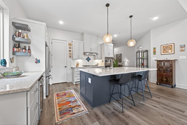 Building Photo - 9979 Pebble Glen Dr