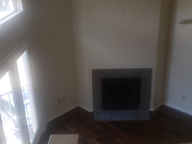 Building Photo - 7111 Brendam Ln