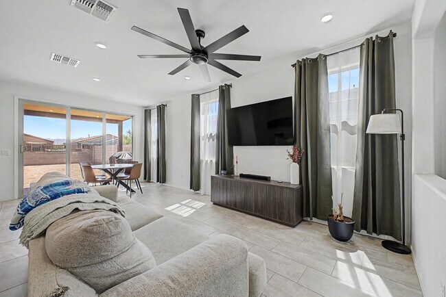 Foto del edificio - 8345 W Fulton St