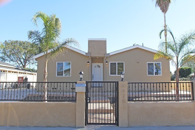 Foto principal - Upgraded 4+2.5 in Reseda w/all appliances ...